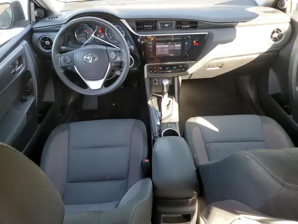 2T1BURHE4JC095882 2018 TOYOTA COROLLA - Image 8