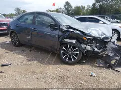 2T1BURHE4JC096871 2018 TOYOTA COROLLA