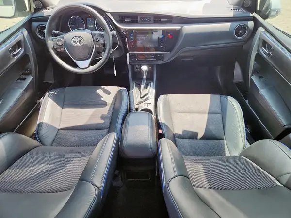 2T1BURHE4JC100174 2018 TOYOTA COROLLA - Image 8