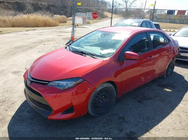 2T1BURHE4JC101213 2018 TOYOTA COROLLA - Image 2