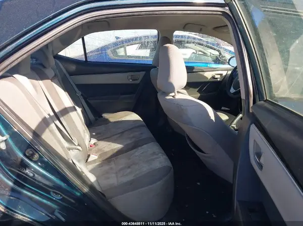 2T1BURHE4JC104502 2018 TOYOTA COROLLA - Image 8