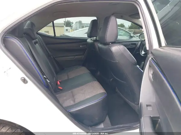 2T1BURHE4JC104659 2018 TOYOTA COROLLA - Image 8