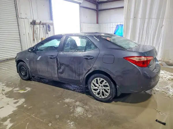 2T1BURHE4JC110154 2018 TOYOTA COROLLA - Image 2