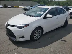 2T1BURHE4JC111479 2018 TOYOTA COROLLA