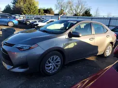 2T1BURHE4JC114009 2018 TOYOTA COROLLA