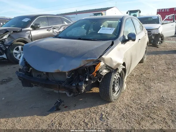 2T1BURHE4JC116410 2018 TOYOTA COROLLA - Image 2