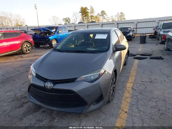 2T1BURHE4JC118514 2018 TOYOTA COROLLA - Image 2