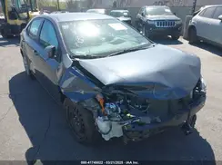 2T1BURHE4JC120392 2018 TOYOTA COROLLA