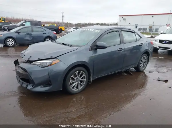 2T1BURHE4JC123261 2018 TOYOTA COROLLA - Image 2