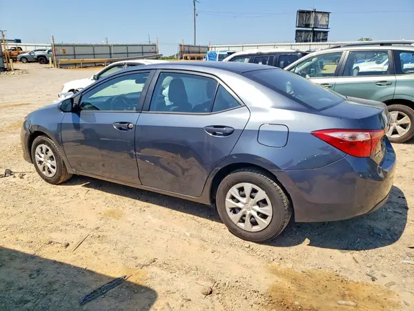 2T1BURHE4JC965579 2018 TOYOTA COROLLA - Image 2