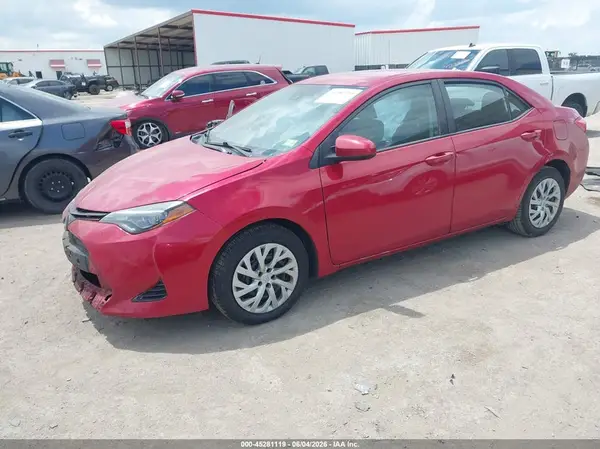 2T1BURHE4JC967395 2018 TOYOTA COROLLA - Image 2