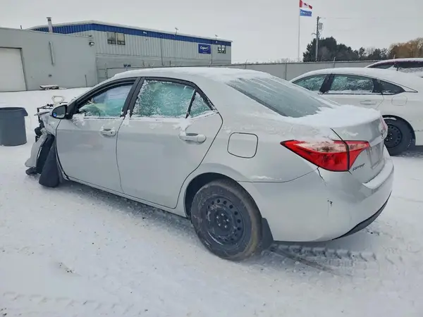 2T1BURHE4JC969924 2018 TOYOTA COROLLA - Image 2