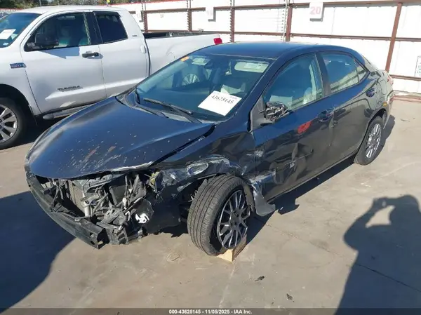 2T1BURHE4JC970345 2018 TOYOTA COROLLA - Image 2