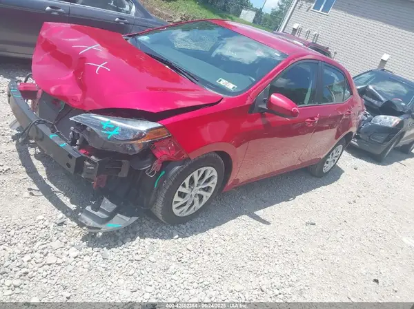 2T1BURHE4JC970426 2018 TOYOTA COROLLA - Image 2