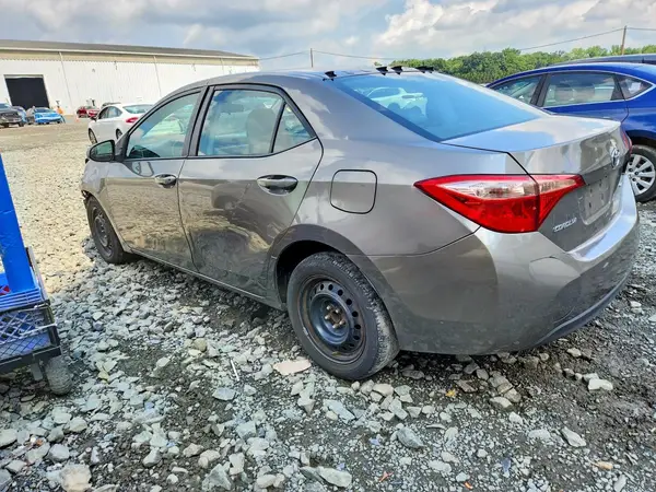 2T1BURHE4JC972399 2018 TOYOTA COROLLA - Image 2