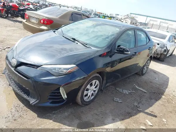 2T1BURHE4JC975903 2018 TOYOTA COROLLA - Image 2