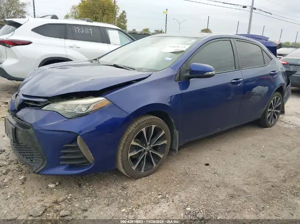 2T1BURHE4JC976369 2018 TOYOTA COROLLA - Image 2
