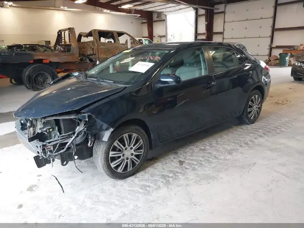 2T1BURHE4JC976727 2018 TOYOTA COROLLA - Image 2