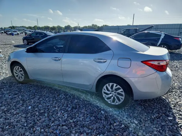 2T1BURHE4JC976940 2018 TOYOTA COROLLA - Image 2