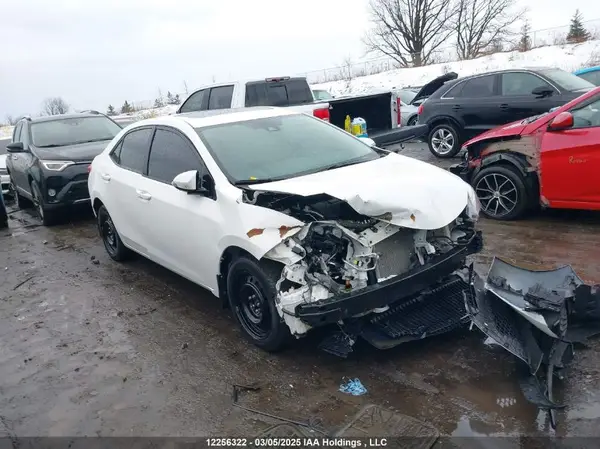2T1BURHE4JC978073 2018 TOYOTA COROLLA - Image 1