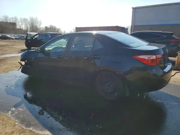 2T1BURHE4JC982933 2018 TOYOTA COROLLA - Image 2