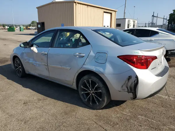 2T1BURHE4JC984195 2018 TOYOTA COROLLA - Image 2