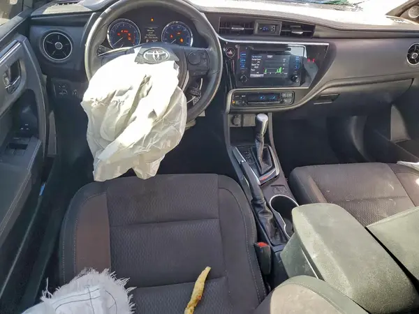 2T1BURHE4JC986884 2018 TOYOTA COROLLA - Image 8
