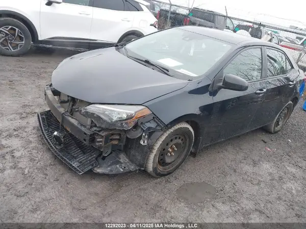 2T1BURHE4JC986979 2018 TOYOTA COROLLA - Image 2