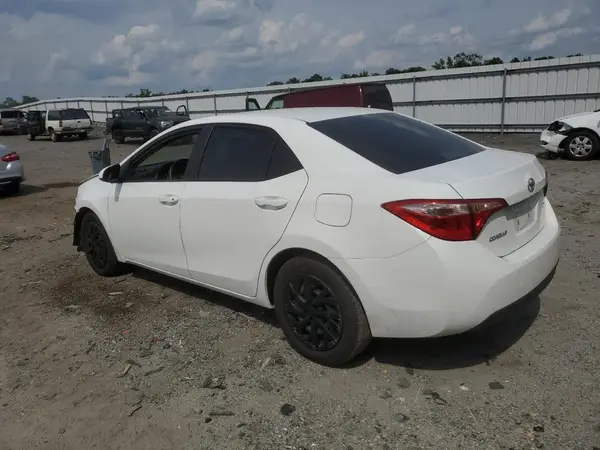 2T1BURHE4JC989073 2018 TOYOTA COROLLA - Image 2