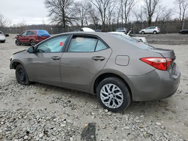 2T1BURHE4JC990630 2018 TOYOTA COROLLA - Image 2