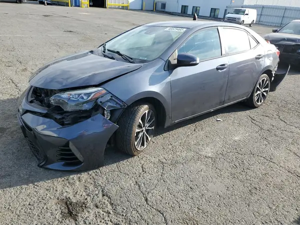 2T1BURHE4JC991227 2018 TOYOTA COROLLA - Image 1