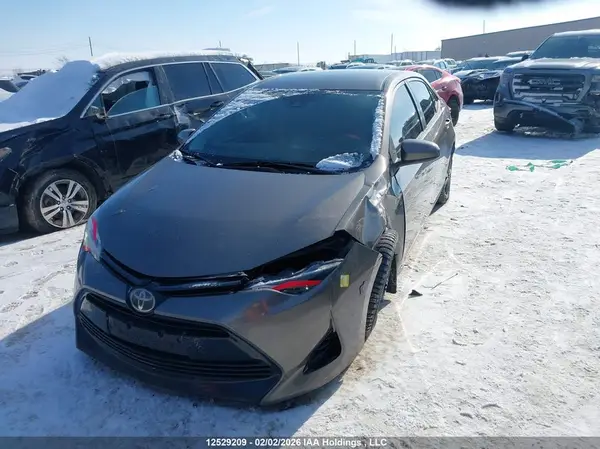 2T1BURHE4JC993849 2018 TOYOTA COROLLA - Image 2