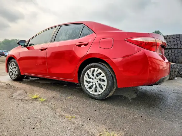 2T1BURHE4JC994435 2018 TOYOTA COROLLA - Image 2