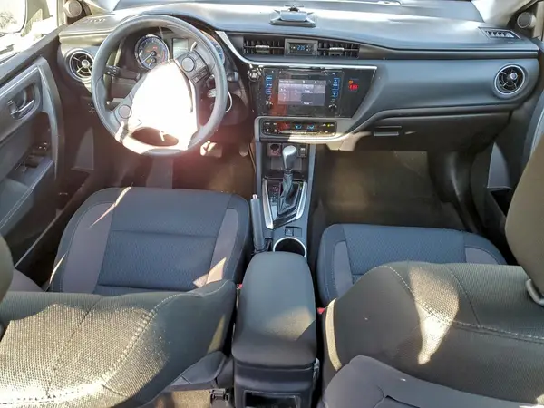 2T1BURHE4JC996671 2018 TOYOTA COROLLA - Image 8