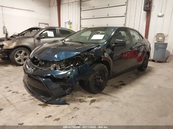 2T1BURHE4KC129627 2019 TOYOTA COROLLA - Image 2