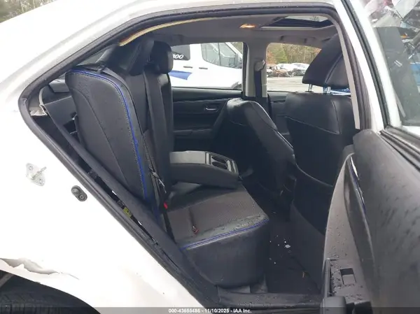 2T1BURHE4KC135895 2019 TOYOTA COROLLA - Image 8