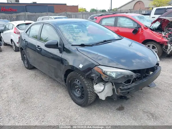 2T1BURHE4KC137792 2019 TOYOTA COROLLA - Image 1
