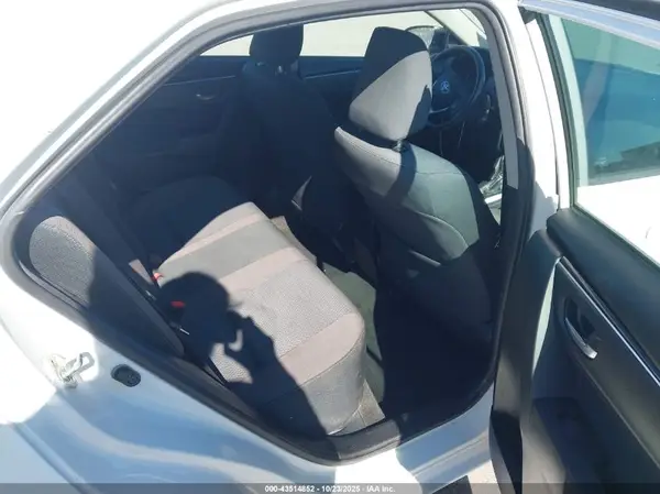2T1BURHE4KC139154 2019 TOYOTA COROLLA - Image 8