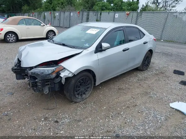 2T1BURHE4KC145939 2019 TOYOTA COROLLA - Image 2