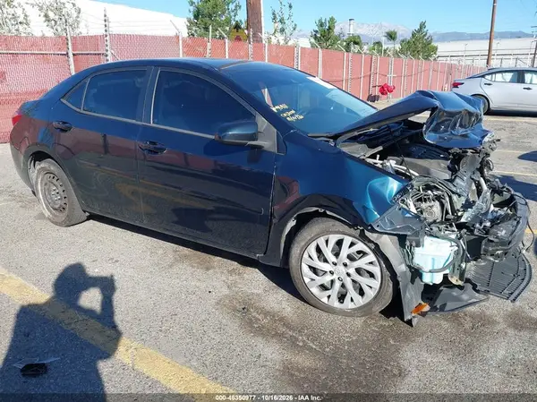 2T1BURHE4KC146394 2019 TOYOTA COROLLA - Image 1