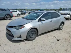 2T1BURHE4KC151403 2019 TOYOTA COROLLA