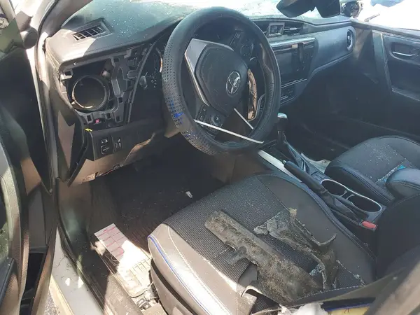 2T1BURHE4KC157010 2019 TOYOTA COROLLA - Image 8