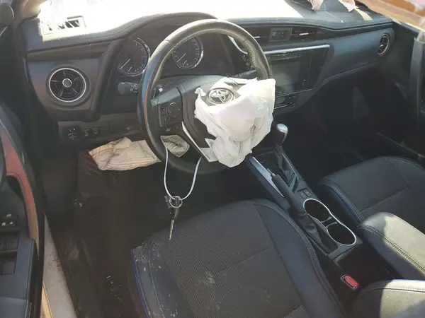 2T1BURHE4KC164698 2019 TOYOTA COROLLA - Image 8