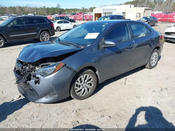 2T1BURHE4KC165186 2019 TOYOTA COROLLA - Image 2