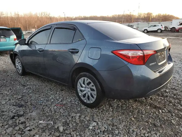 2T1BURHE4KC166774 2019 TOYOTA COROLLA - Image 2