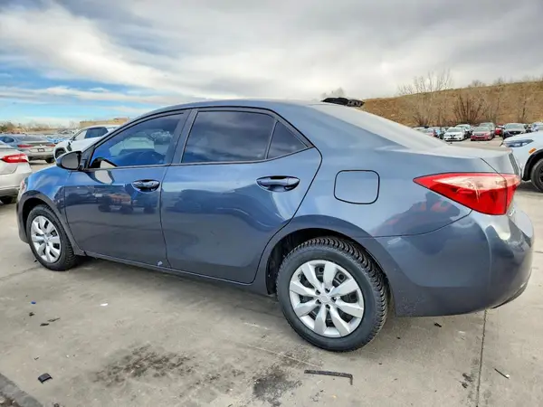2T1BURHE4KC167925 2019 TOYOTA COROLLA - Image 2