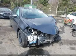2T1BURHE4KC173952 2019 TOYOTA COROLLA