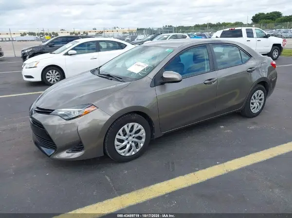 2T1BURHE4KC177127 2019 TOYOTA COROLLA - Image 2