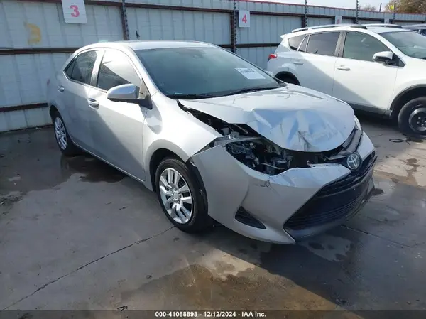 2T1BURHE4KC181078 2019 TOYOTA COROLLA - Image 1