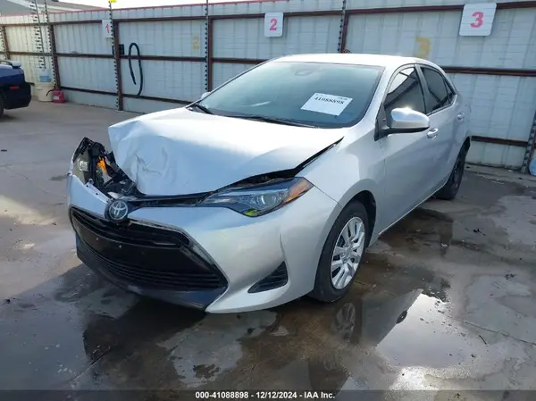 2T1BURHE4KC181078 2019 TOYOTA COROLLA - Image 2